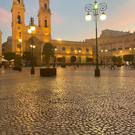 Inncádizpalacio Conde Casa-brunet *