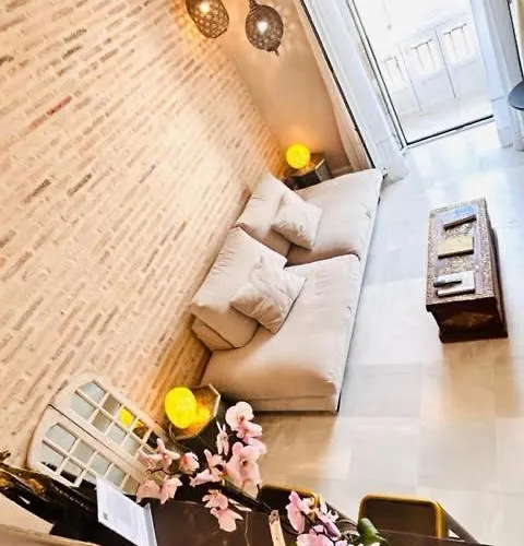 Inncadizpalacio Conde Casa-brunet *